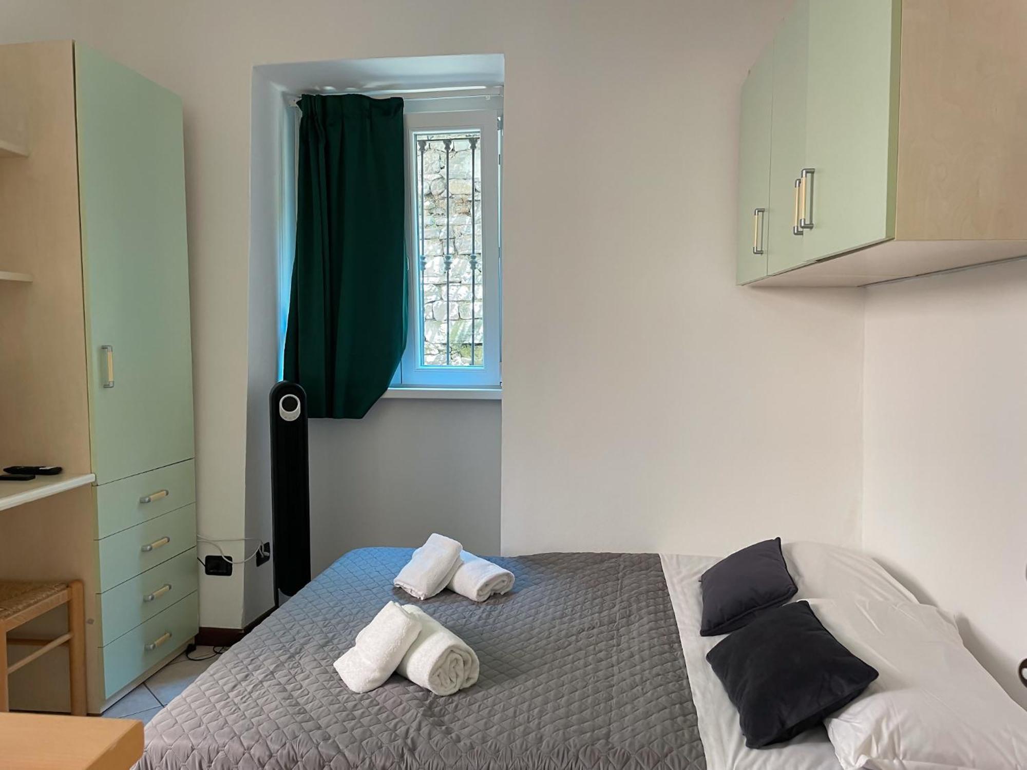 Roncati 7 Center Town Studio Apartments Bellagio Exterior photo